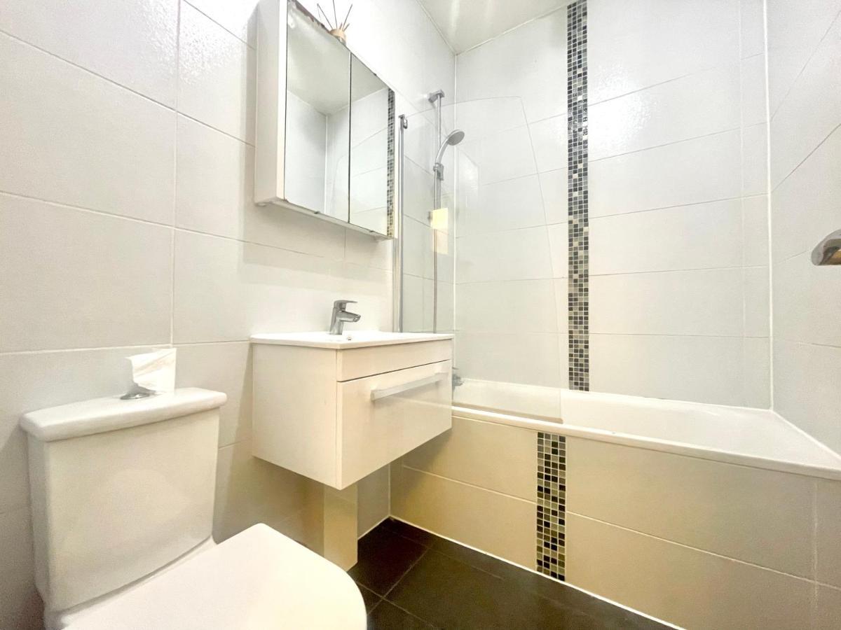 137 Guest House Camden Town London Exterior photo